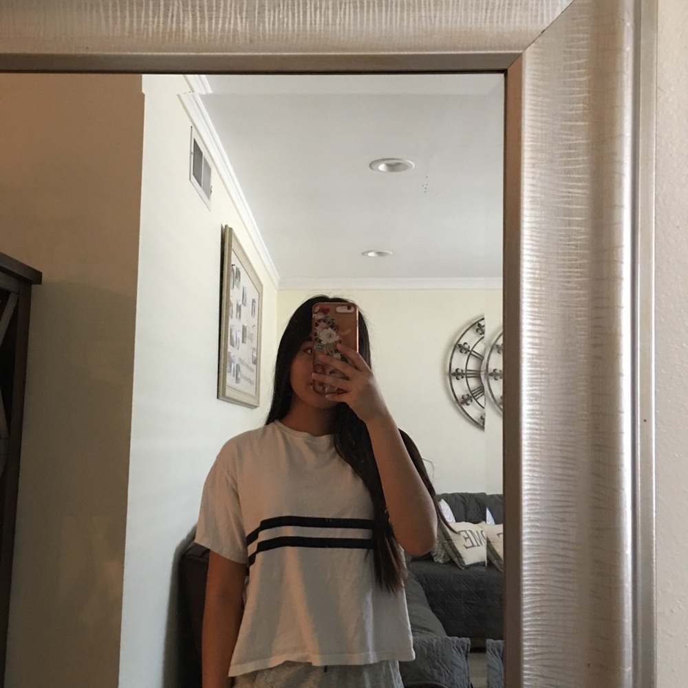 ✰ brandy melville t-shirt